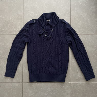 Nikimat Men's Sweater