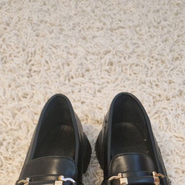 Girl shoe