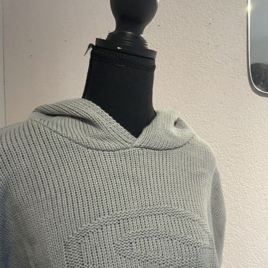 Pull kaki effet crochet