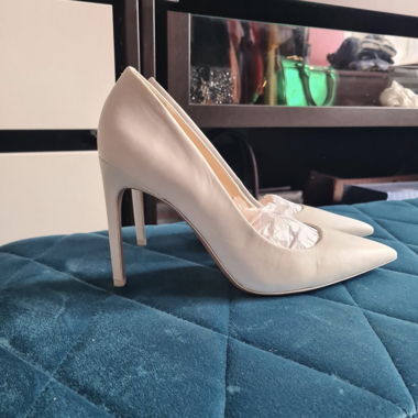 Sophia Webster White high heel pumps
