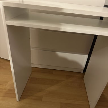 Kleiner Schreibtisch