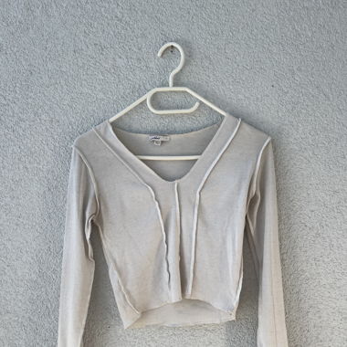 Weisses Subdued Langarm Shirt