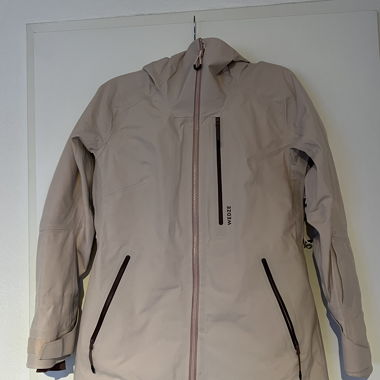 Snowboard / Winterjacke