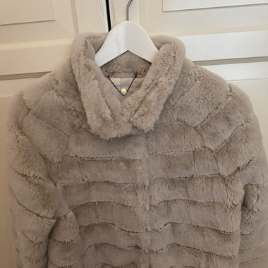 Flauschige Jacke Beige 