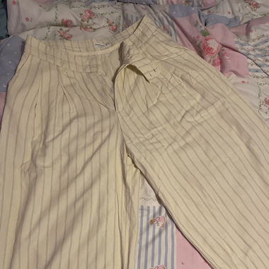 Pantalon classe Stradivarius 