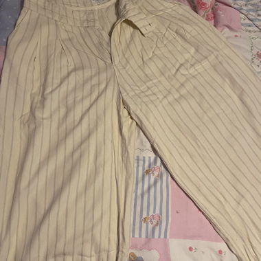 Pantalon classe Stradivarius 