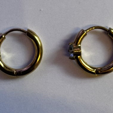 Boucles d'oreilles créoles dorées