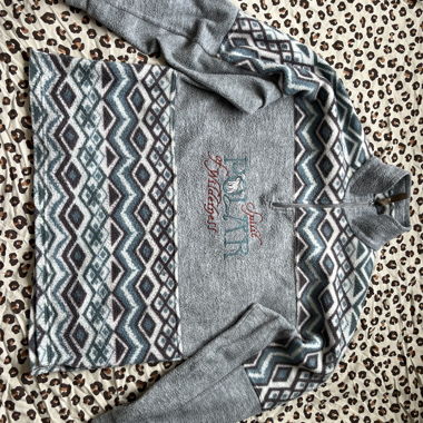 Maglione in pile con zip a quarto