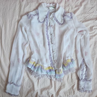 Chemise arc-en-ciel kawaii 