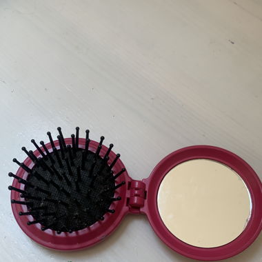 Spiegel Haarbürste