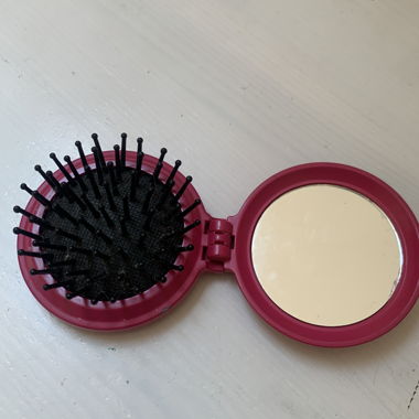 Spiegel Haarbürste