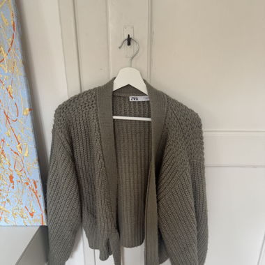 Zara Cardigan