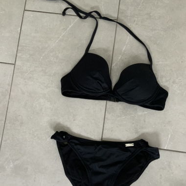 Bikini noir