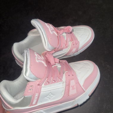 Sneaker rosa taglia 38
