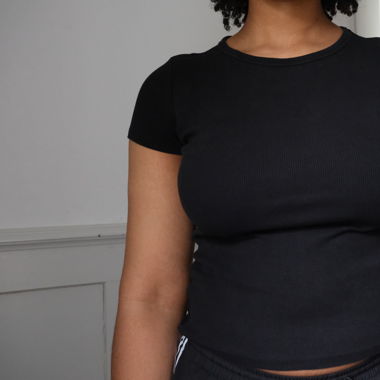 Black Tee