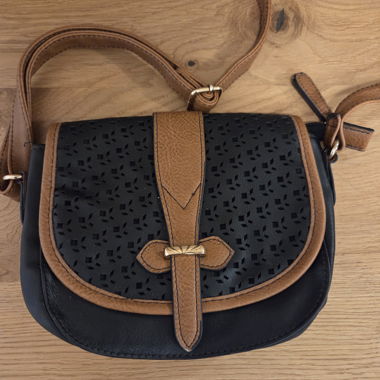 Borsa a tracolla nera e marrone