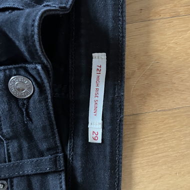 Levi’s 721 High Rise skinny Jeans Size 29