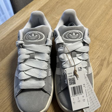 Adidas Campus