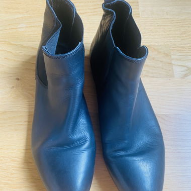 Schwarze Bottines