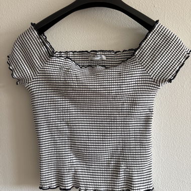Striped Off-Shoulder Crop Top Zara S