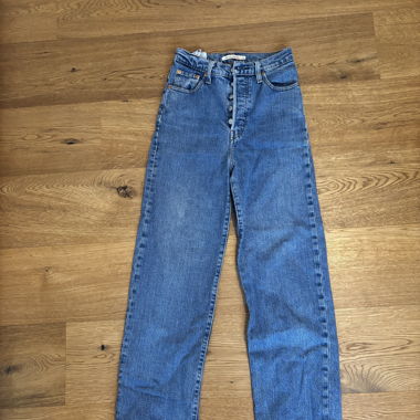 Levi's Ribcage Jeans