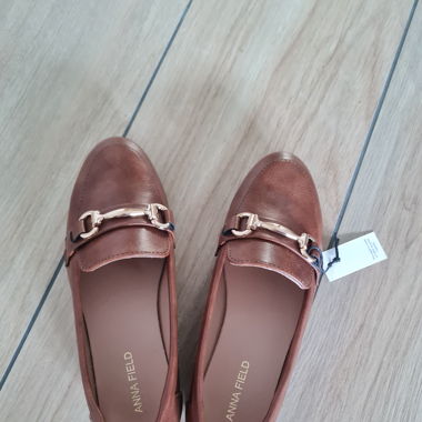 Loafer shoes