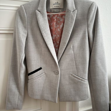 Blazer / light grey jacket