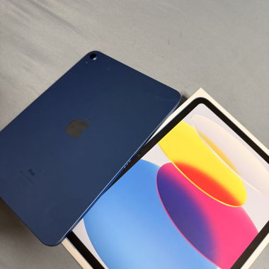 iPad 10th generation, Apple Pen, Magic Keyboard