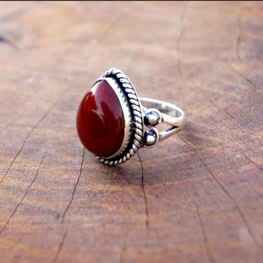 Bague avec corail naturel