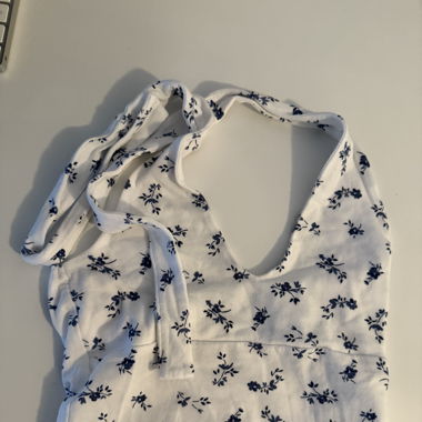 Hollister top