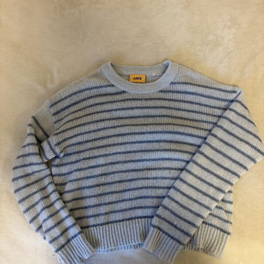 Maglioni lavorati a maglia blu