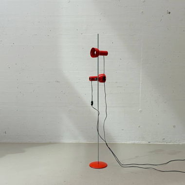 Lampadaire minimaliste de style Space Age en métal