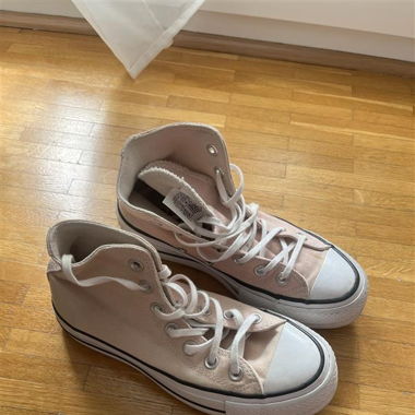Converse rose clair 