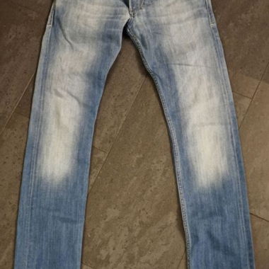 Jeans en denim délavé