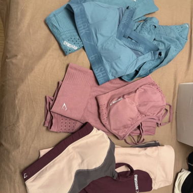 Set Gymshark trois pièces