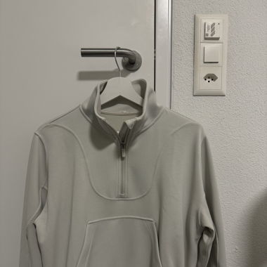 Lululemon Pullover