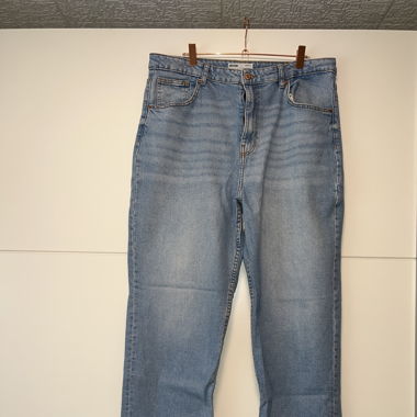 Mom slim Denim Hose (Bershka)