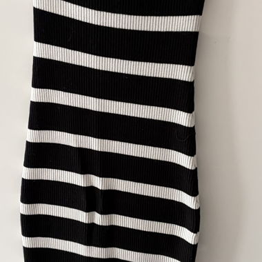 Gestreiftes Maxi-Kleid