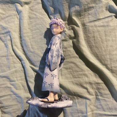 Gojo Figure