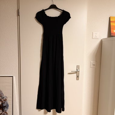 Robe noire taille XS