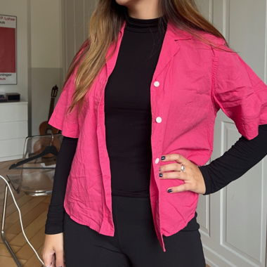pink blouse