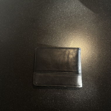 Schwarzes Portemonnaie aus Leder