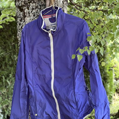 Windbreaker jacket