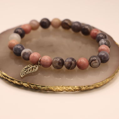 Schönes Armband mit kleines Geschenk