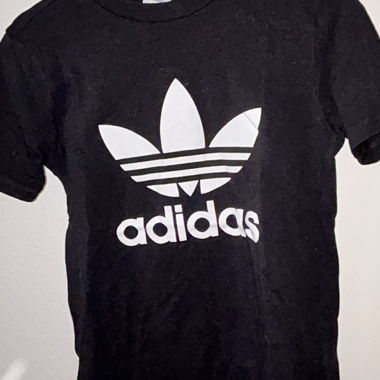 T-shirt Adidas