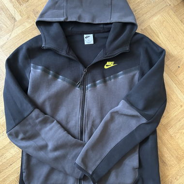 Nike Tech Fleece
