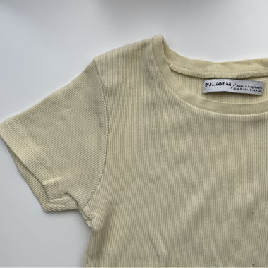 PULL&BEAR - T-shirt a coste giallo baby