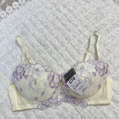 Purple Lace Cream Bra (New-70B/C)