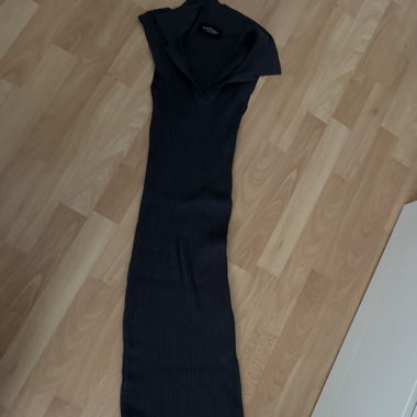 Stradivarius Kleid 