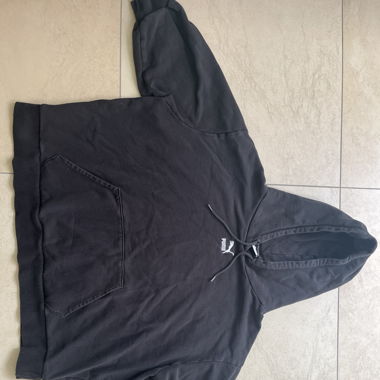 Schwarzer Puma-Hoodie
